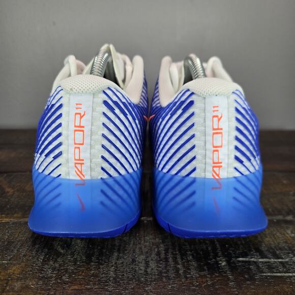 NEW Nike Zoom Vapor 11 HC Mens Size 9 Tennis Shoes Court DR6966 105 Blue White - Picture 4 of 12